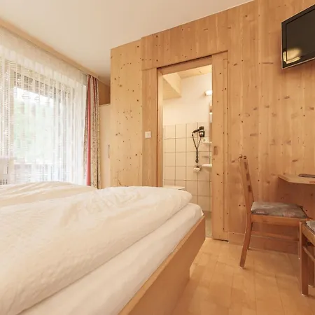 Gaestehaus Scheiber Проживание в семье Зёльден